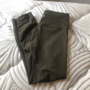Dark Olive 25” Lululemon Wunder Trains